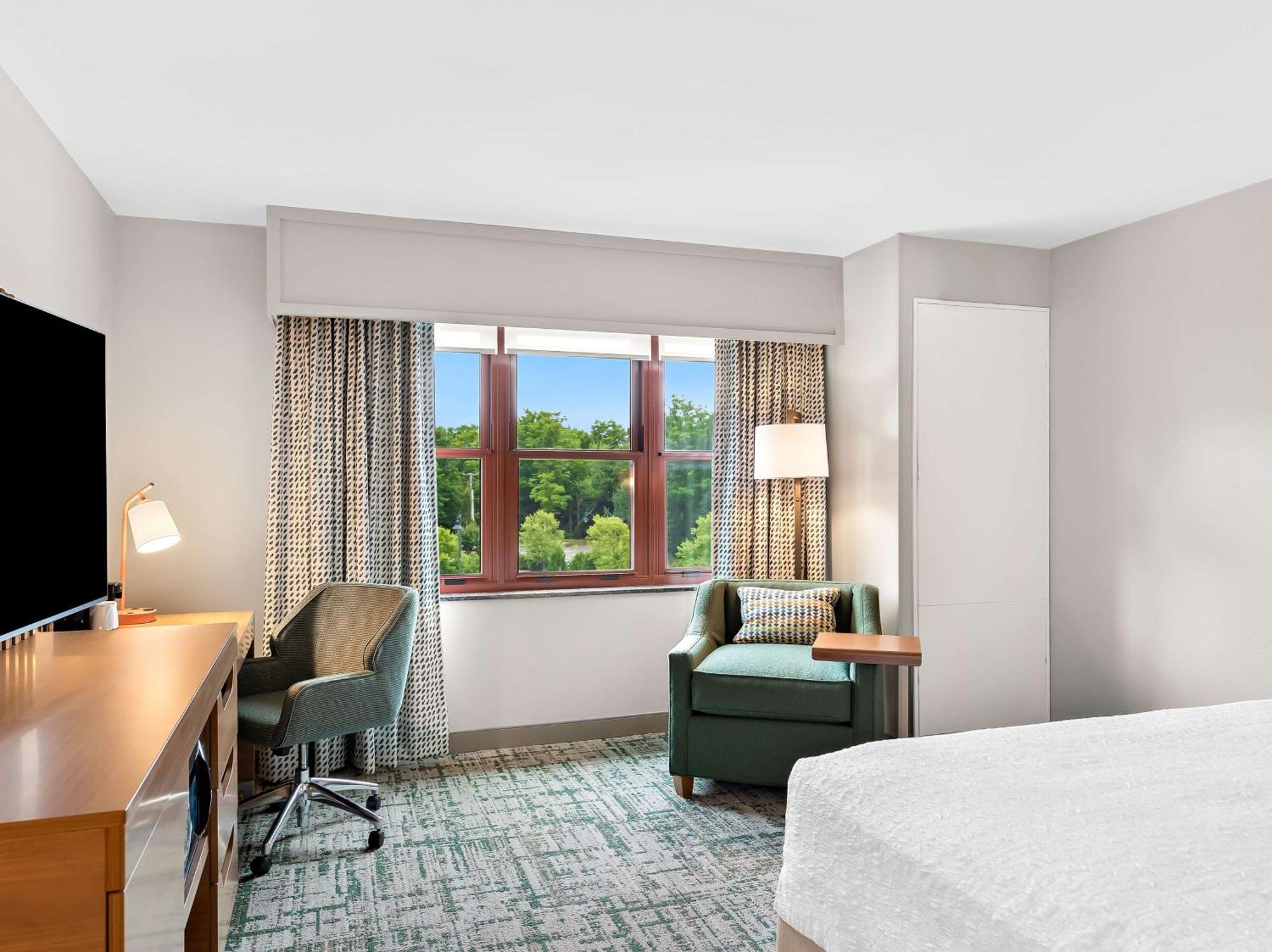 Hampton & Placid Hotel Lake Placid